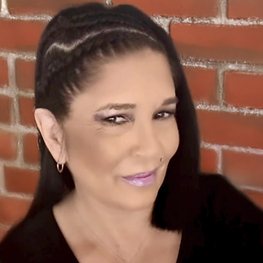 Hair Stylist / Master Colorist